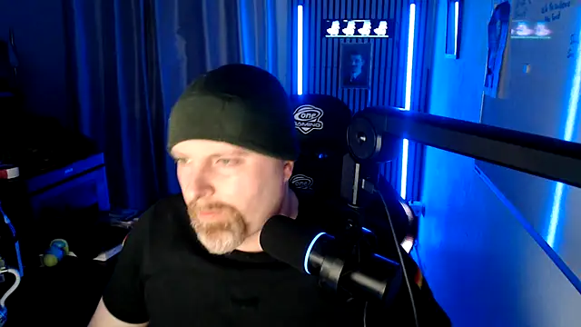 Snapshot of DerPornoPete chatting on 7, 4, 2026 DerPornoPete online show from 7, 4, 2026