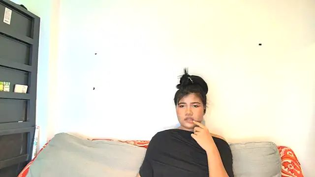 Snapshot of jhon_gade chatting on 27, 11, 2025 jhon gade online show from 27, 11, 2025