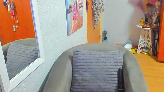 marie marie03 online show from 5, 2, 2025