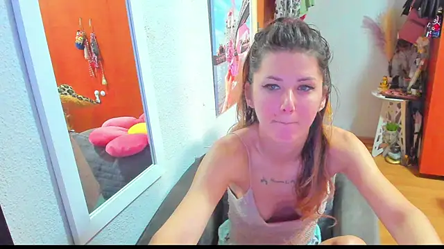 marie marie03 online show from 6, 3, 2025