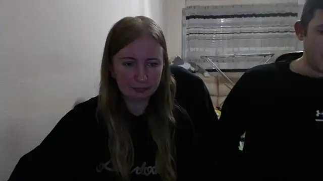 Snapshot of PeterAndJen chatting on 8, 10, 2025 PeterAndJen online show from 8, 10, 2025