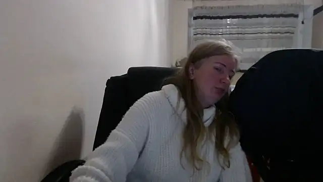 Snapshot of PeterAndJen chatting on 7, 3, 2026 PeterAndJen online show from 7, 3, 2026