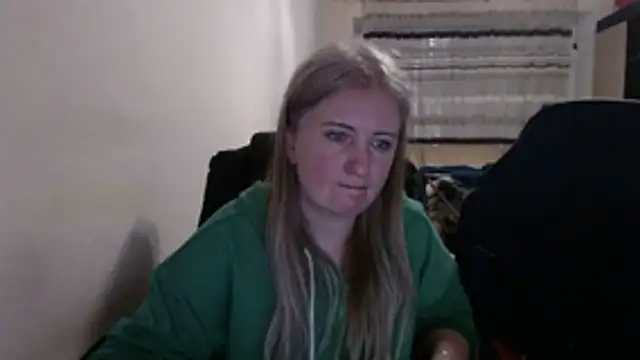 Snapshot of PeterAndJen chatting on 24, 3, 2026 PeterAndJen online show from 24, 3, 2026