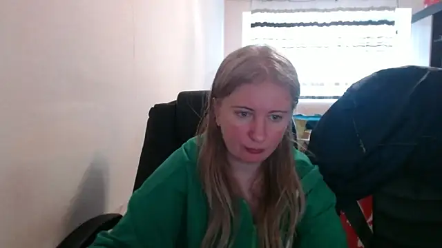 Snapshot of PeterAndJen chatting on 25, 3, 2026 PeterAndJen online show from 25, 3, 2026