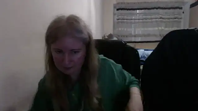 Snapshot of PeterAndJen chatting on 26, 3, 2026 PeterAndJen online show from 26, 3, 2026