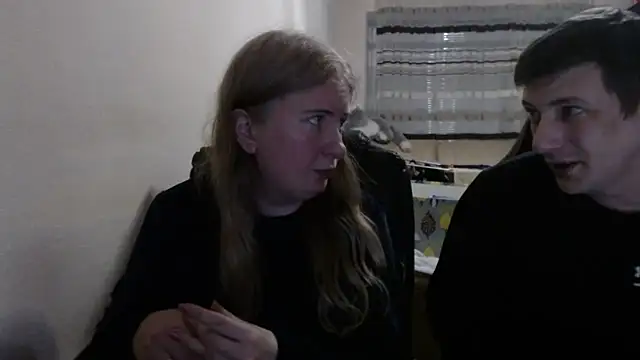 Snapshot of PeterAndJen chatting on 28, 3, 2026 PeterAndJen online show from 28, 3, 2026