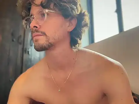 mcklister kinky feets online show from 8, 4, 2026