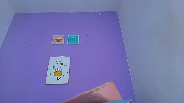 timkerbell  online show from 4, 2, 2025