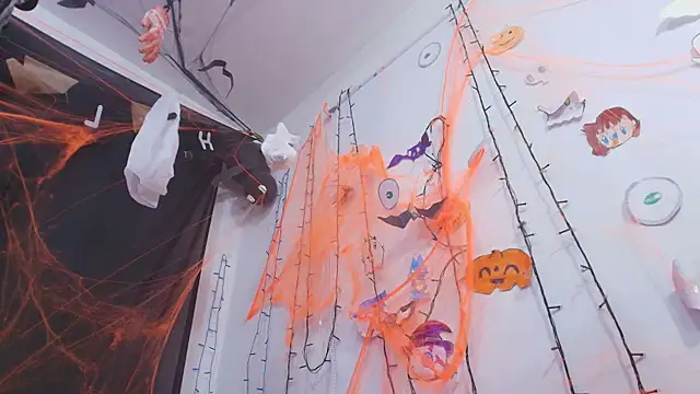 timkerbell  online show from 21, 10, 2025