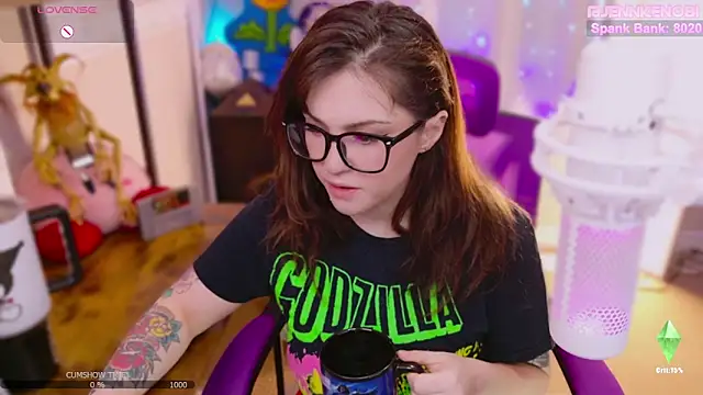 JennKenobi online show from 6, 3, 2025