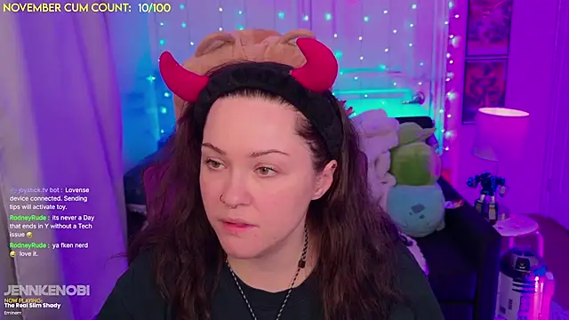 JennKenobi online show from 7, 11, 2025