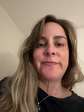 Snapshot of misslulipop chatting on 14, 3, 2025 misslulipop online show from 14, 3, 2025