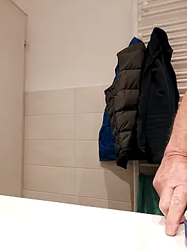 Snapshot of Einhorn527 chatting on 6, 1, 2025 Einhorn527 online show from 6, 1, 2025