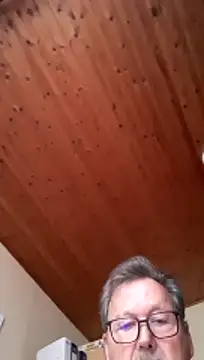 Snapshot of Einhorn527 chatting on 16, 12, 2025 Einhorn527 online show from 16, 12, 2025