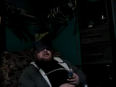 Snapshot of fatdickdaddy448 chatting on 23, 12, 2024 fatdickdaddy448 online show from 23, 12, 2024