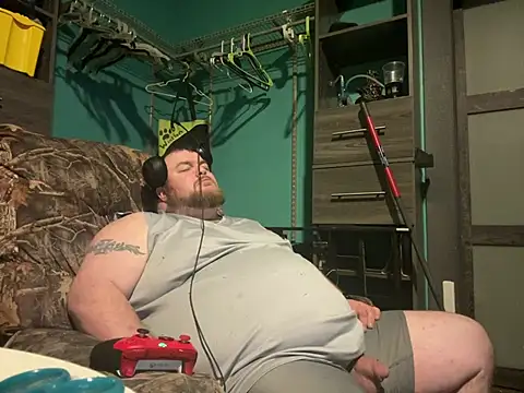 Snapshot of fatdickdaddy448 chatting on 26, 12, 2024 fatdickdaddy448 online show from 26, 12, 2024