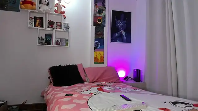 Sarah Jhonson online show from 22, 1, 2025