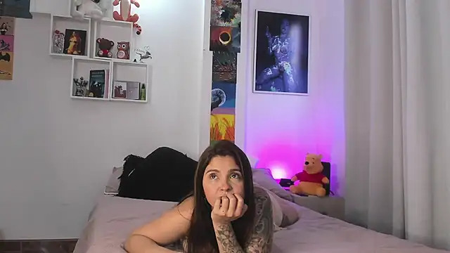 Sarah Jhonson online show from 8, 2, 2025