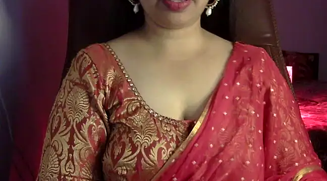 Snapshot of Maalnad_beauty chatting on 10, 12, 2024 Maalnad beauty online show from 10, 12, 2024