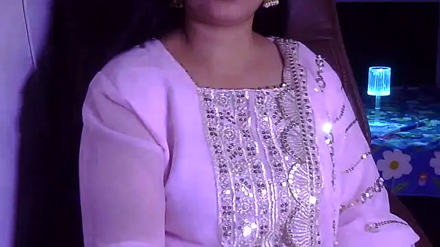 Snapshot of Maalnad_beauty chatting on 26, 9, 2025 Maalnad beauty online show from 26, 9, 2025