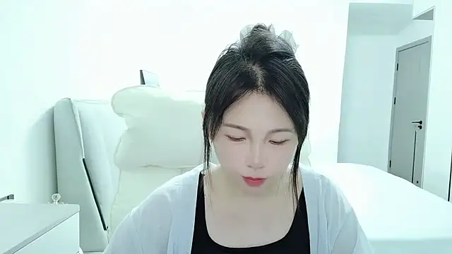 Sunset glow online show from 13, 10, 2025