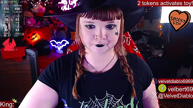 VelvetDiablo online show from 14, 10, 2025