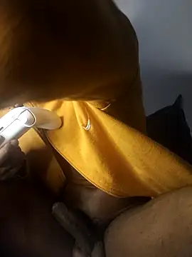 Snapshot of SrChocolate chatting on 7, 5, 2026 SrChocolate online show from 7, 5, 2026