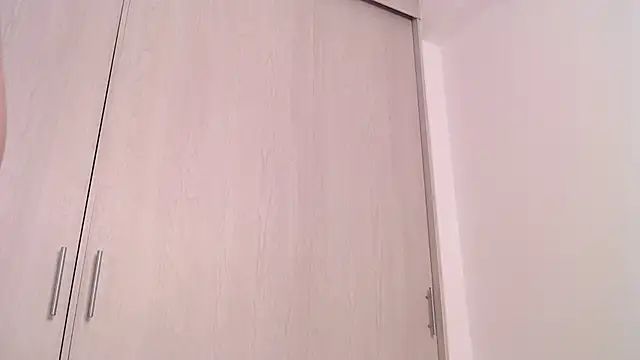 darkcandy666 online show from 6, 2, 2025