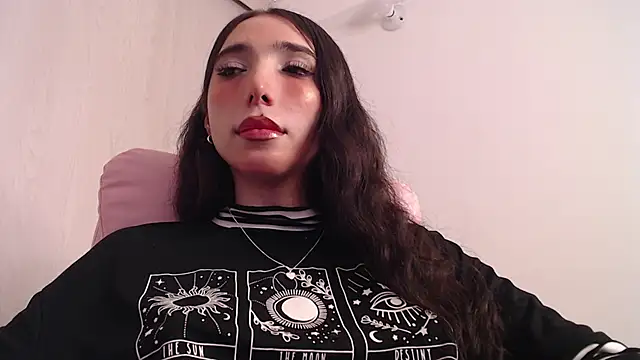 darkcandy666 online show from 5, 3, 2025