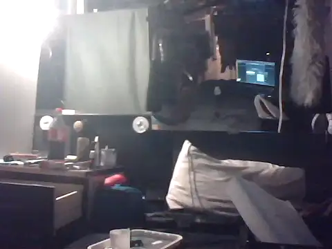 Snapshot of slutviki chatting on 19, 12, 2025 slutviki online show from 19, 12, 2025