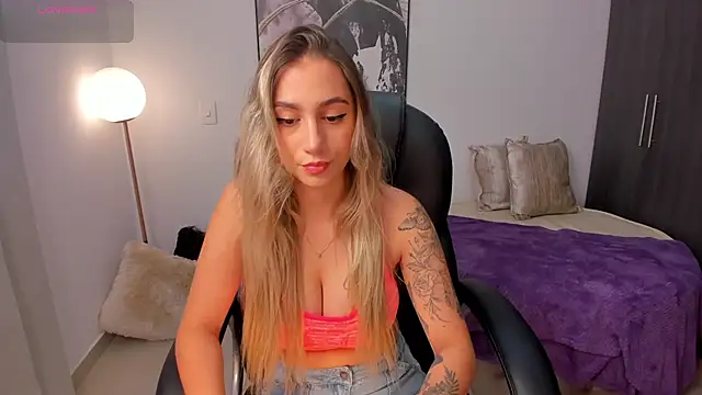 Snapshot of StacyConner chatting on 18, 3, 2025 StacyConner online show from 18, 3, 2025