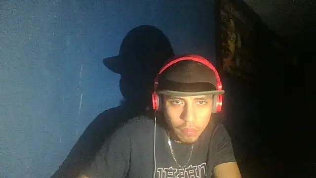 AlexAlejandro13 online show from 6, 10, 2025