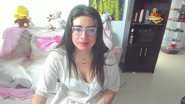 Snapshot of Khalifa_Gold chatting on 19, 6, 2026 Khalifa Gold online show from 19, 6, 2026