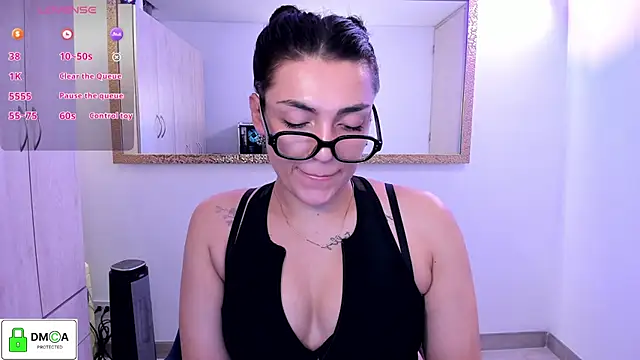 EricaVanderhill online show from 19, 5, 2026