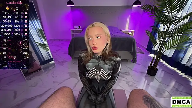 Snapshot of _blowjob_queen chatting on 13, 3, 2025 blowjob queen online show from 13, 3, 2025