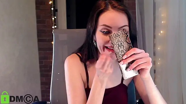 ms kelarini online show from 10, 3, 2025