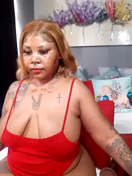 PearlSexxy69 online show from 18, 2, 2025
