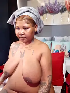PearlSexxy69 online show from 20, 2, 2025