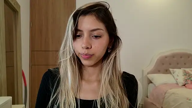 Sensualtease online show from 13, 12, 2024