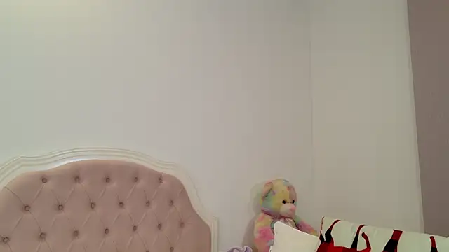 Sensualtease online show from 4, 1, 2025