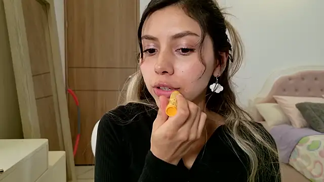 Sensualtease online show from 5, 2, 2025