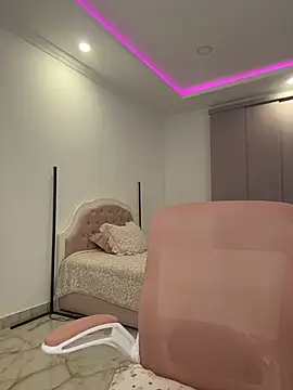 Sensualtease online show from 21, 4, 2026