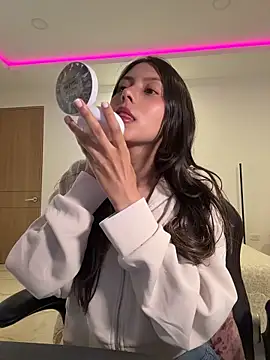 Snapshot of Sensualtease chatting on 14, 7, 2026 Sensualtease online show from 14, 7, 2026