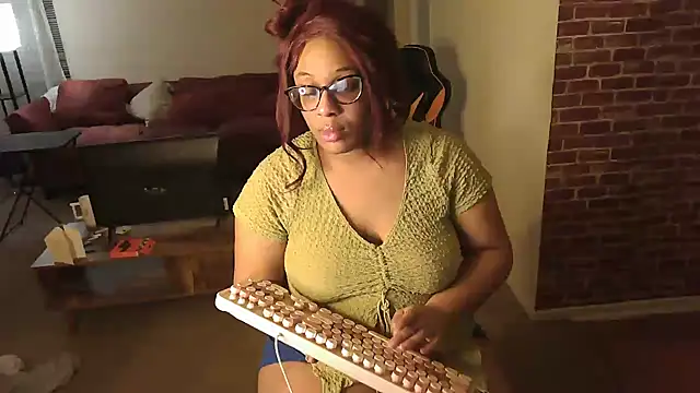 EntitledMistress online show from 19, 12, 2024