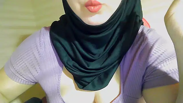 Snapshot of PinkPudding chatting on 2, 12, 2024 PinkPudding online show from 2, 12, 2024
