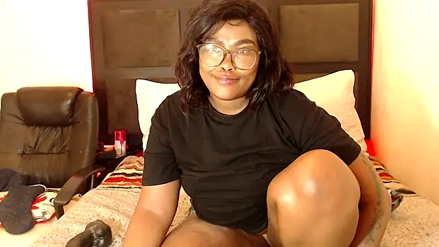 Snapshot of BADFATASS85 chatting on 13, 1, 2025 BADFATASS85 online show from 13, 1, 2025