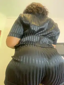 Snapshot of BADFATASS85 chatting on 16, 1, 2025 BADFATASS85 online show from 16, 1, 2025