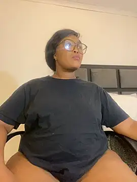 Snapshot of BADFATASS85 chatting on 28, 1, 2025 BADFATASS85 online show from 28, 1, 2025