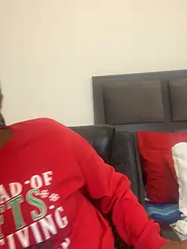 Snapshot of BADFATASS85 chatting on 16, 2, 2025 BADFATASS85 online show from 16, 2, 2025