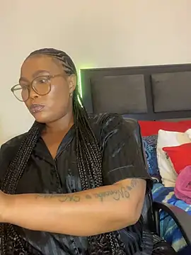 Snapshot of BADFATASS85 chatting on 18, 2, 2025 BADFATASS85 online show from 18, 2, 2025